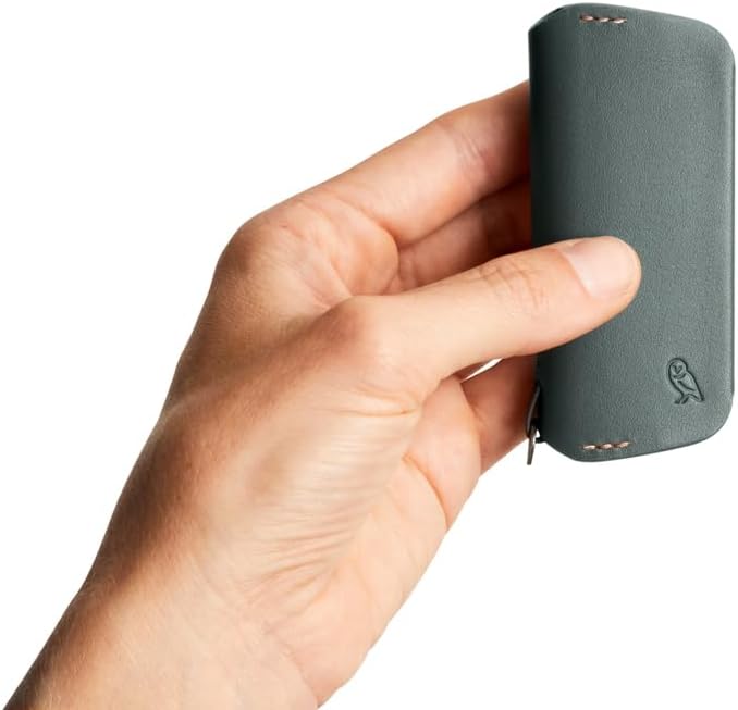 Bellroy Key Cover Plus – Third Edition (Leather Key Holder, Holds 4 – 8 Keys) - Everglade