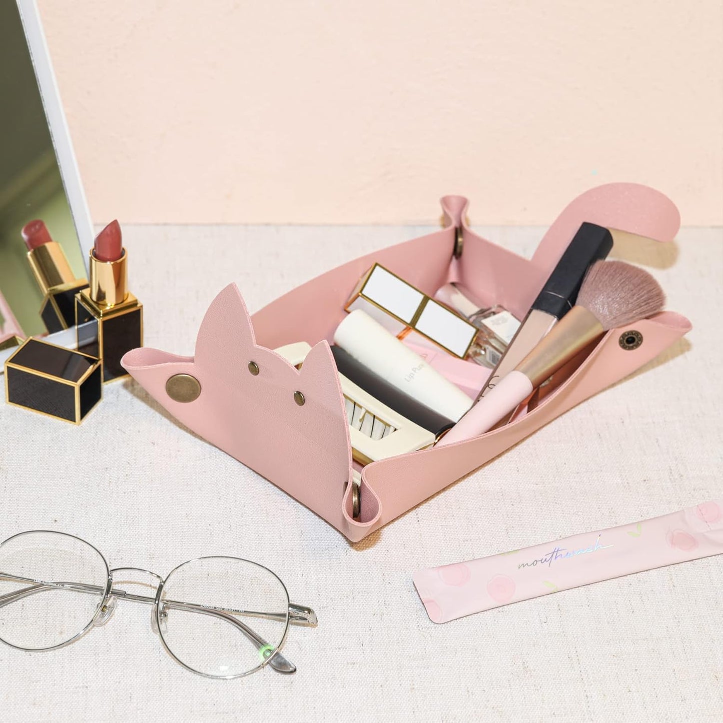 Cute Cat Shaped Leather Valet Tray,Cat Dice Tray,Premium Catchall Jewelry Tray, Folding Portable Travel Organizer,Decorative Desk Organizer for RPG Game Players, (Pink)