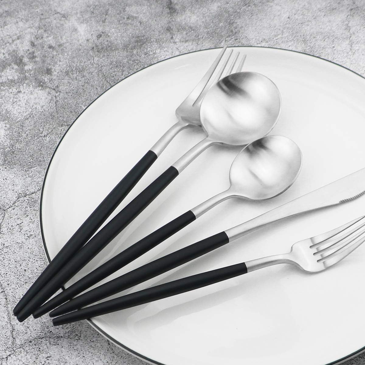 Gugrida 20-Piece 18/10 Stainless Steel Flatware Silverware, Luxury Dinnerware Set Travel Cutlery Tableware Include Knife Fork Spoon Service for 4, Dishwasher Safe (Black Handle Matte Silver)