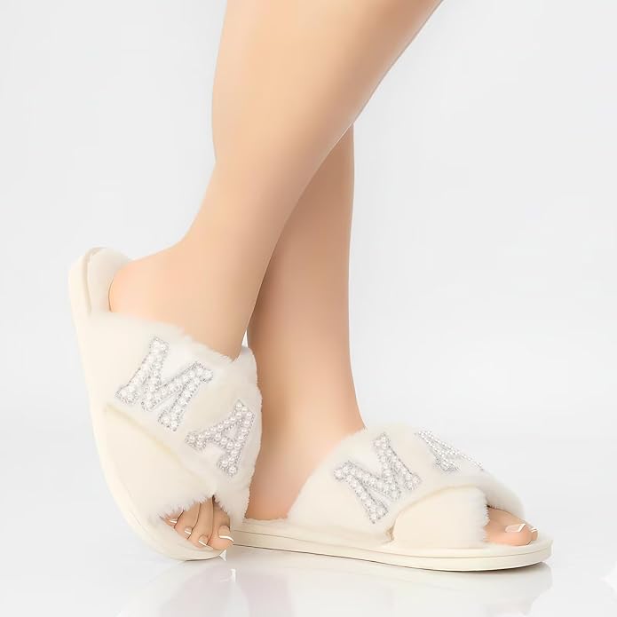 MAIITRIP MAMA Slippers for Women Fuzzy Mom Slippers with Pearls Rhinestones Fluffy Cozy Indoor House Shoes Gift for New Mom Mother's Day Gifts
