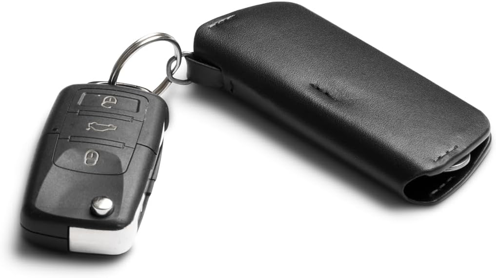 Bellroy Key Cover Plus – Third Edition (Leather Key Holder, Holds 4 – 8 Keys) - Black