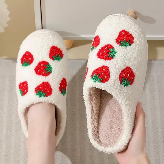 Unisex Xmas Elk Shoes Santa Reindeer Cute Strawberry Cartoon Christmas Tree Pink Bow Memory Foam Soft Plush House Slippers Indoor/Outdoor