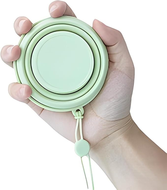 Silicone Collapsible Cups, Folding Camping Cup with Lid, Reusable To- Small Portable Drinking Cup- Perfect for Camping, Hiking and Outdoor Sport Events, for Hot and Cold Drinks (200ml)