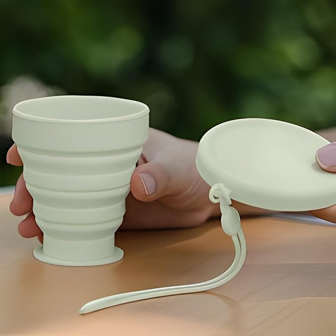 Silicone Collapsible Cups, Folding Camping Cup with Lid, Reusable To- Small Portable Drinking Cup- Perfect for Camping, Hiking and Outdoor Sport Events, for Hot and Cold Drinks (200ml)