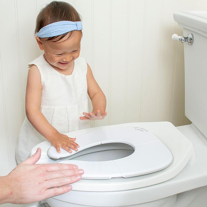 Premium Travel Potty Seat – Compact, Non-Slip, Made in USA Seat, No-Pinch Locking Hinges, Easy to Clean, Includes Machine-Washable Carry Bag