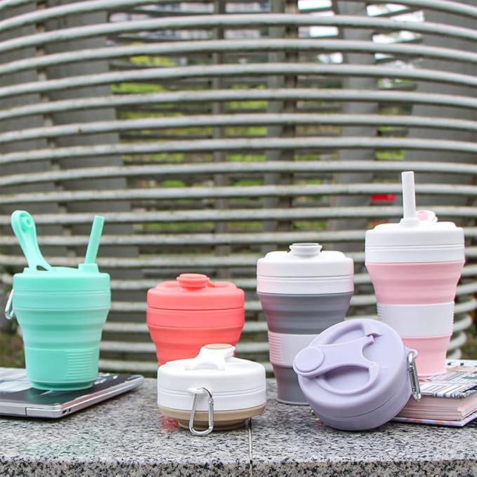 Silicone Coffee Cup with Straw lid Collapsible Cups for Traveling 20oz Lightweight Folding Water Mug for Picnic Hicking Camping Climbing