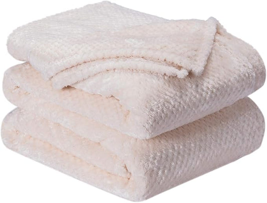 Fuzzy Throw Blanket, Plush Fleece Blankets for Adults, Toddler, Boys and Girls, Warm Soft Blankets and Throws for Bed, Couch, Sofa, Travel and Outdoor, Camping (Queen(80"x90"), XXL-Cream)