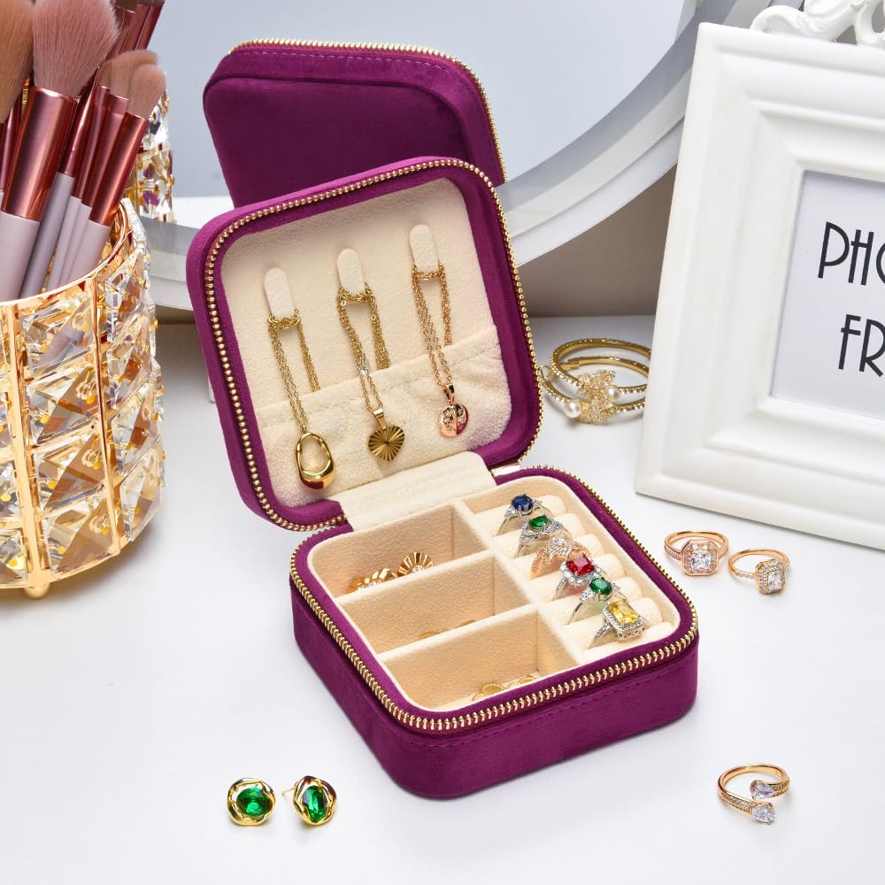 Travel Jewelry Case, Small Plush Velvet Jewelry Box for Women and Girls, Portable Jewelry holder organizer for Rings Earrings Necklaces Bracelets(Midnight Purple)