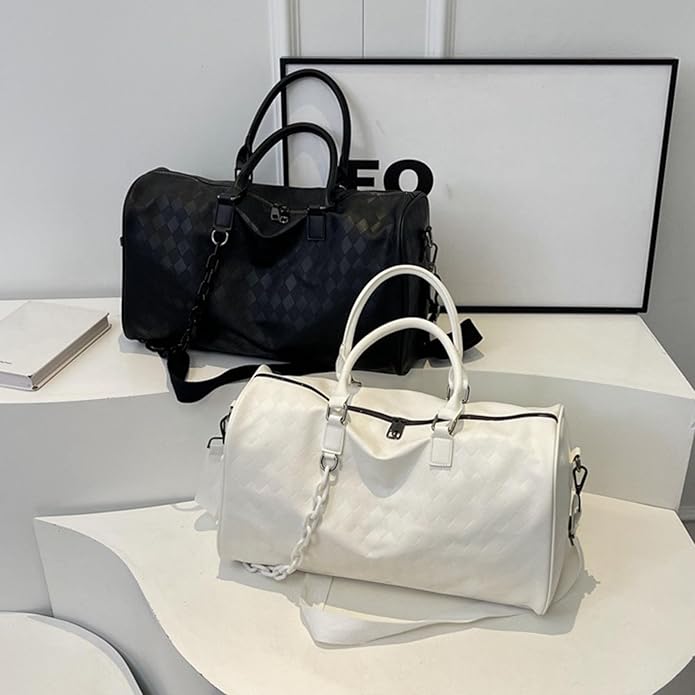 Gym Bag Large Capacity Travel Bag Fashionable Fitness Bag PU Leather Overnight Bag Weekends Bag Hospital Bag for Daily