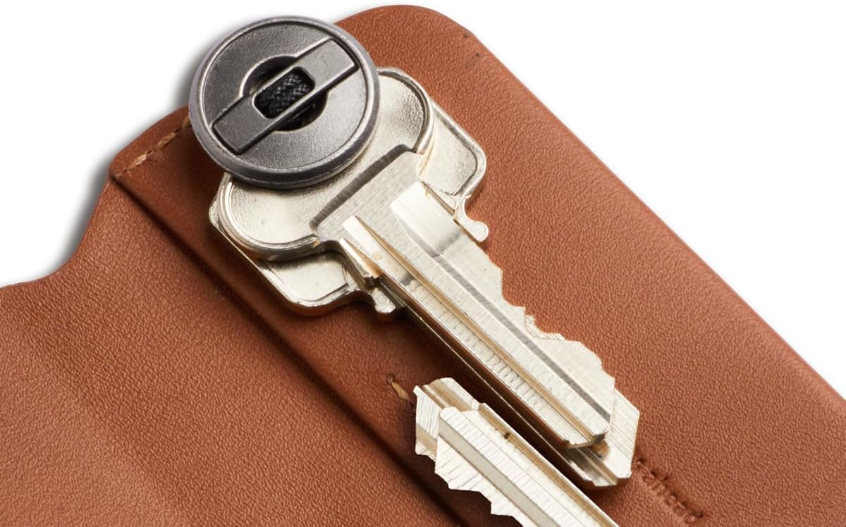 Bellroy Key Cover Plus – 3rd Edition (Leather Key Holder, Holds 4 – 8 Keys) - Caramel