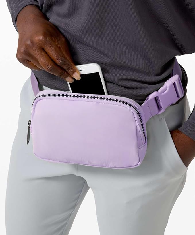 Cross Body Fanny Packs for Women Fashion Waist Bag Pouch Nylon Small Travel Crossbody Bags Mini Purse Everywhere Belt Bag Bum Bag Adjustable Strap for Workout Running Hiking Lavender Fog