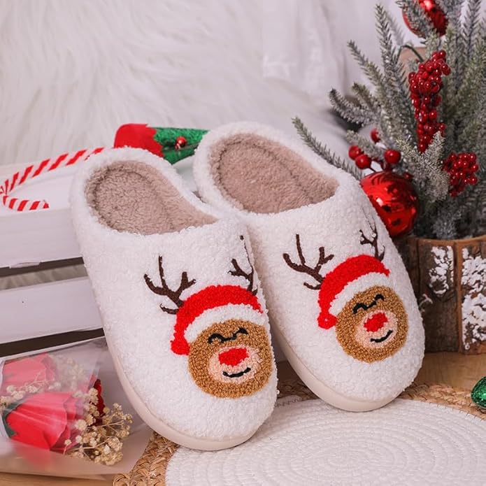 Unisex Xmas Elk Shoes Santa Reindeer Cute Strawberry Cartoon Christmas Tree Pink Bow Memory Foam Soft Plush House Slippers Indoor/Outdoor