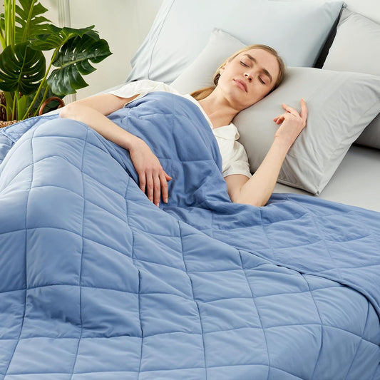 Cozy Bliss Cooling Throw Blanket for Hot Sleepers, Q-Max 0.4 Cooling Comfort 50x70, Cold Blankets for Night Sweats Sleeping, Ultra-Cool Lightweight Breathable Summer Blanket for Bed Travel