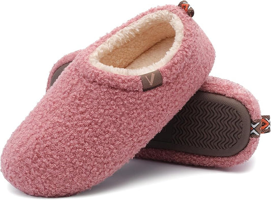 Women’s Fuzzy Memory Foam Slippers with Cozy Curly Fur and Warm Fleece Lining Closed Back Non-Slip House Shoes Lightweight Soft Comfy Indoor Bedroom Slippers