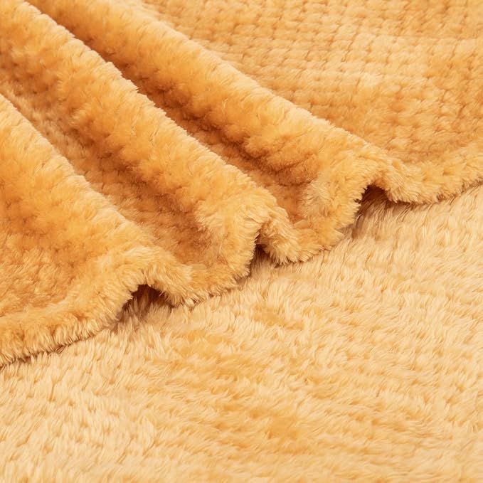 Fuzzy Throw Blanket, Plush Fleece Blankets for Adults, Toddler, Boys and Girls, Warm Soft Blankets and Throws for Bed, Couch, Sofa, Travel and Outdoor, Camping (Throw(50"x70"), L-Banana)