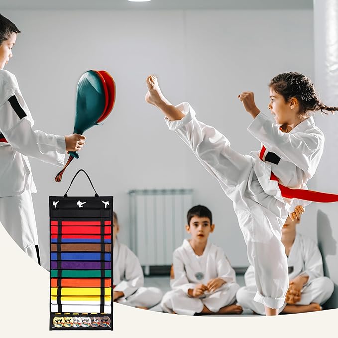 12 Belts Karate Belt Display Rack, Felt Taekwondo Belt Display, Martial Art Belt Display Holder for Martial Art Learner