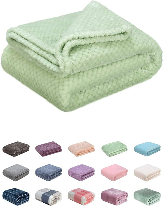 Fuzzy Throw Blanket, Plush Fleece Blankets for Adults, Toddler, Boys and Girls, Warm Soft Blankets and Throws for Bed, Couch, Sofa, Travel and Outdoor, Camping (40”×60”, Pastel Green)