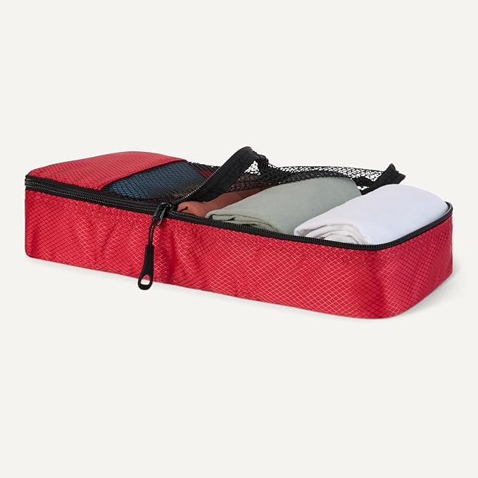 Amazon Essentials 4-Piece Space-Saving Packing Cubes Travel Accessories Set, Luggage Organizer with Double Zipper, Mesh Top, 100% Polyester, Slim, Red (Previously Amazon Basics)
