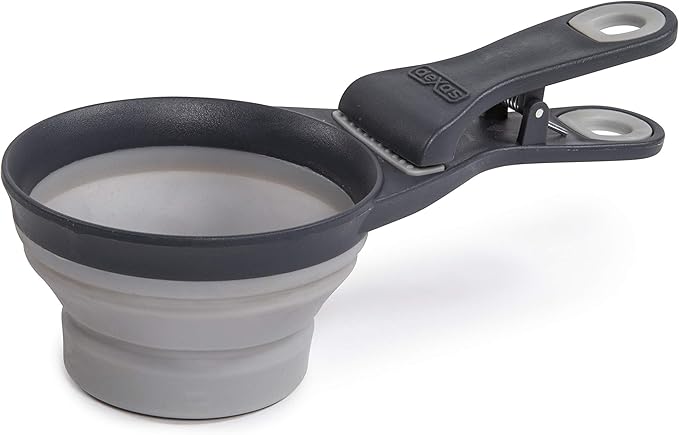 Dexas Pets Collapsible KlipScoop Collapsible Dry Dog Food Scoop and Dog Food Bag Clip, 1 Cup Capacity, Light Gray (PW660432429)