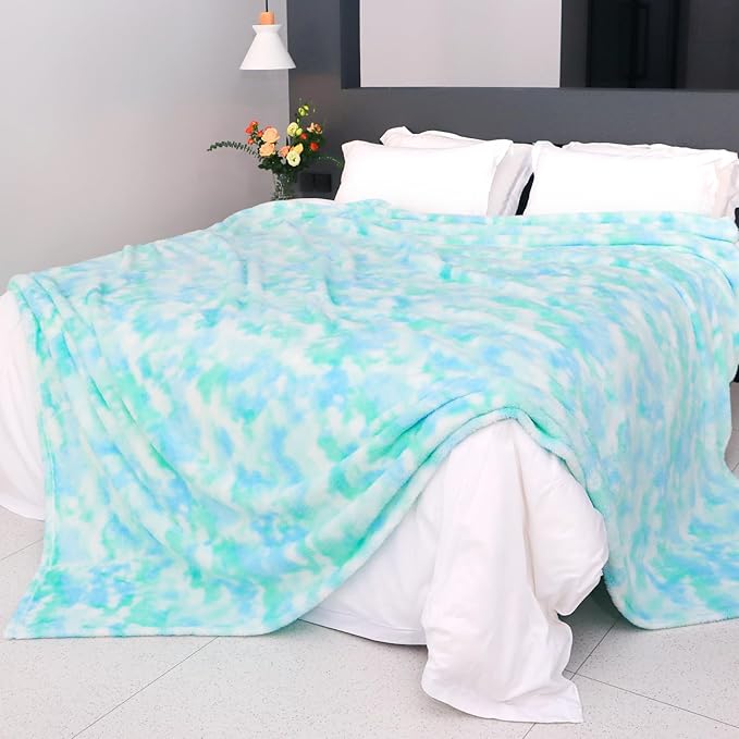 MUGD Lightweight Blanket Fleece Big Blanket Fuzzy Throw Blanket for Bed King Size