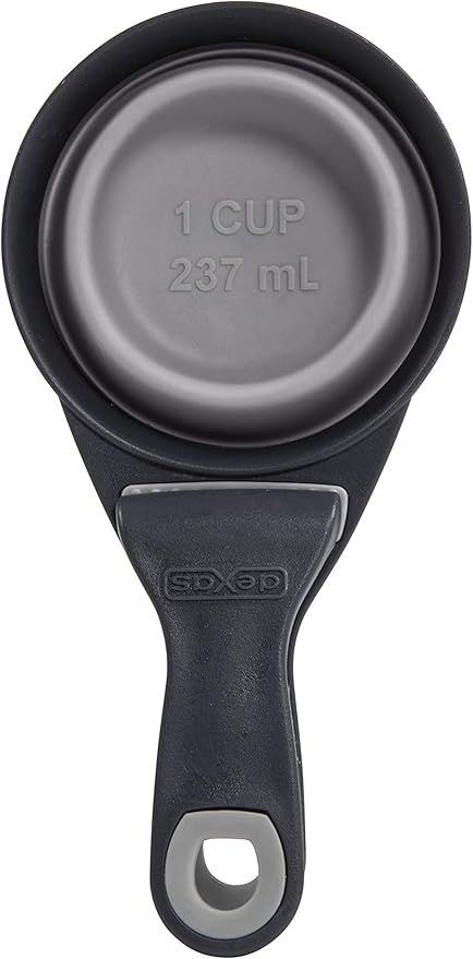 Dexas Pets Collapsible KlipScoop Collapsible Dry Dog Food Scoop and Dog Food Bag Clip, 1 Cup Capacity, Light Gray (PW660432429)