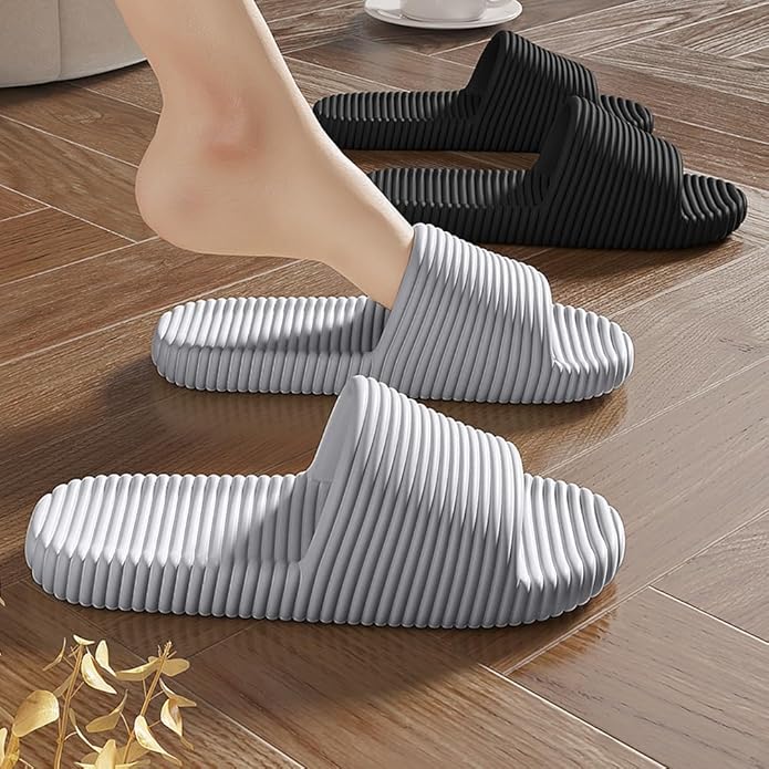 Thick Soled Home Slippers Shower Shoes Soft Indoor Shoes Lightweight Outdoor Sandals for Men and Women