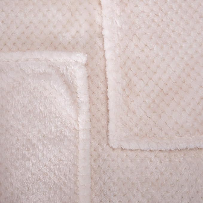 Fuzzy Throw Blanket, Plush Fleece Blankets for Adults, Toddler, Boys and Girls, Warm Soft Blankets and Throws for Bed, Couch, Sofa, Travel and Outdoor, Camping (Queen(80"x90"), XXL-Cream)