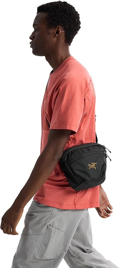 Arc'teryx Mantis 2 Waist Pack Unisex | Versatile 2.5L Waist Pack