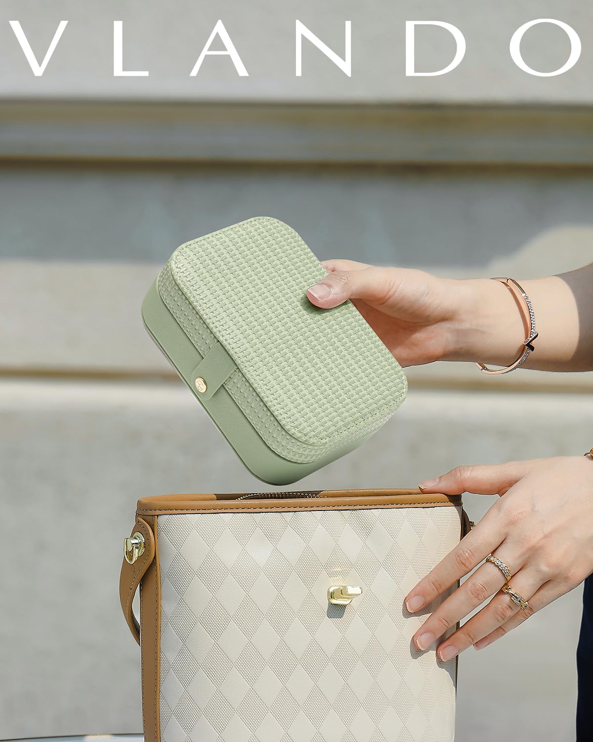 Vlando Travel Jewelry Case, PU Leather Travel Jewelry Box with Earring Holder, Portable Display Small Jewelry Box for Mothers Day Women Girls Gift - Green