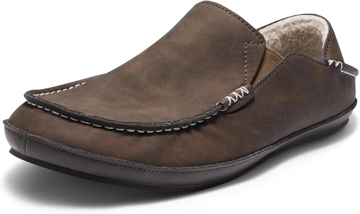 Men’s Premium Everyday Moccasin Slippers Crafted Leather Upper Plush Shearling-Style Lining Removable PU Arch Support Insole with Deep Heel Cup Non-Slip Non-Marking Rubber Sole Fold-Down Heel Indoor Outdoor