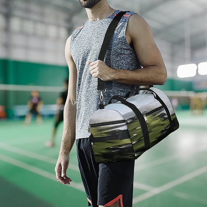 Seaside Golf Course Gym Bag Lightweight ，Travel Duffle Bag with Shoe Compartment，Gym Bag for Women for Overnight, Weekend, Yoga, Gym, Business Trips, Sport And Hospital.