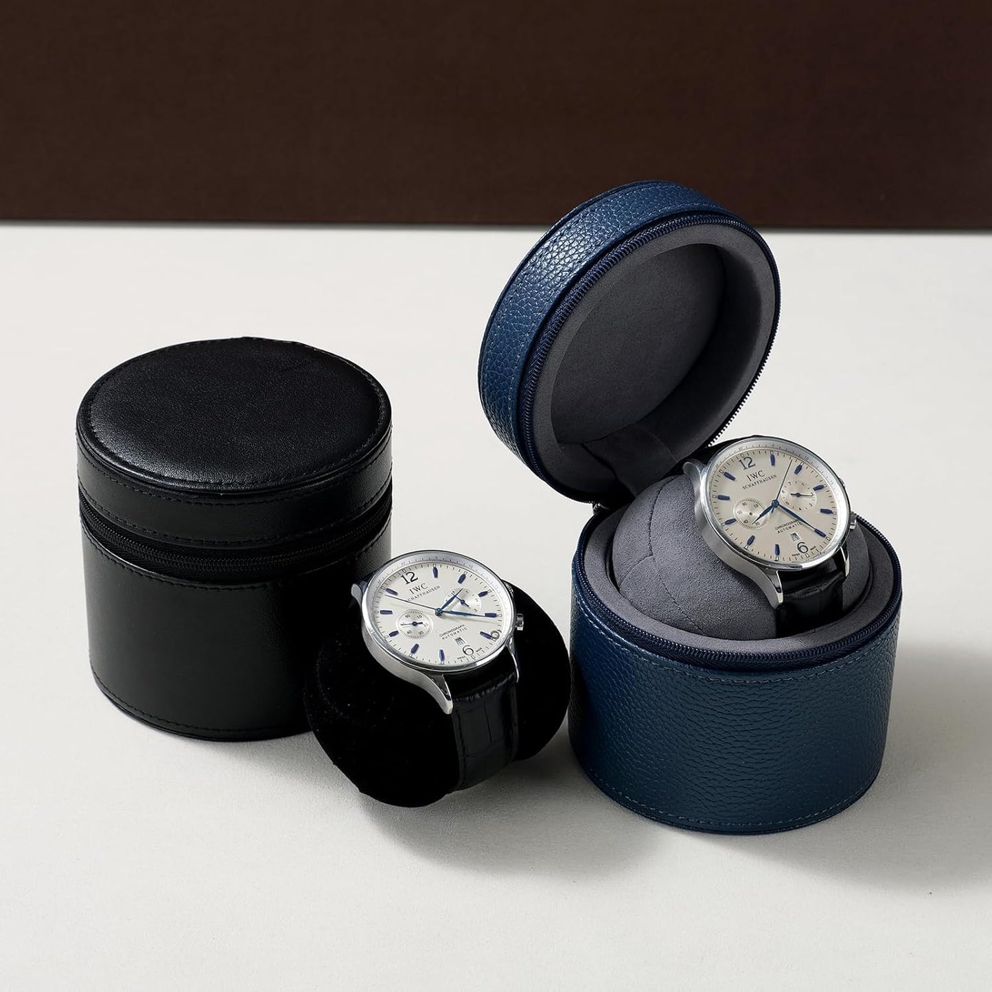 Oirlv Luxury Leather Watch Travel Case Single Watch Case with Removable Pillow(Black)