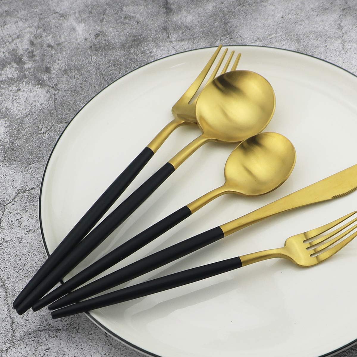 Gugrida 5-Piece 18/10 Stainless Steel Matte Gold Silverware Set, Kitchen Tableware Set, Dishwasher Safe