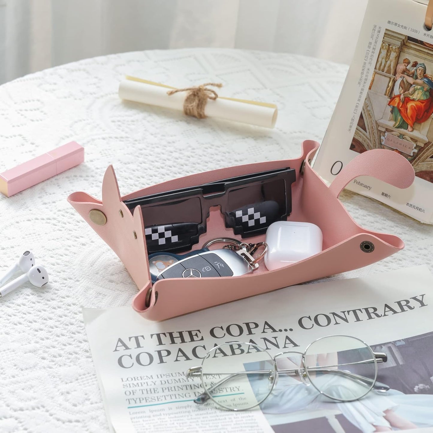 Cute Cat Shaped Leather Valet Tray,Cat Dice Tray,Premium Catchall Jewelry Tray, Folding Portable Travel Organizer,Decorative Desk Organizer for RPG Game Players, (Pink)