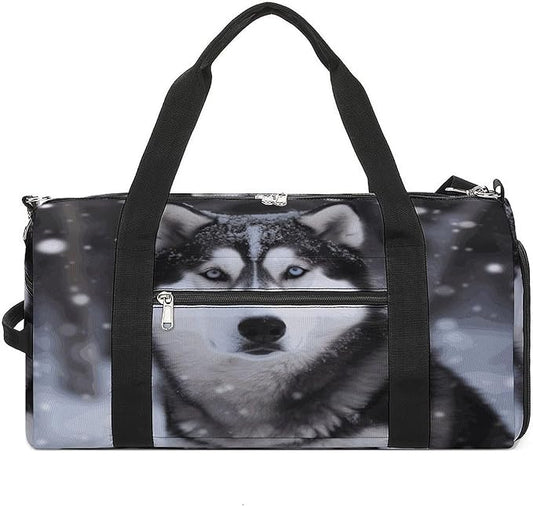 Oxford Cloth Husky In Snow Dog Gym Bag,Duffle Bag with Shoes Compartment And Adjustable Shoulder Straps，Weekender Bags for Men Women.