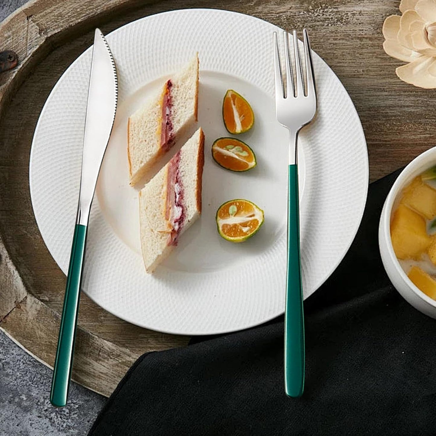 VANRA 4-Piece Portable Travel Utensils Set with Case 18/8 Stainless Steel Flatware Set Reusable Cutlery Set with Fork Spoon Knife Chopstick for Lunch Travel Camping School Work Picnic (Deep Green)