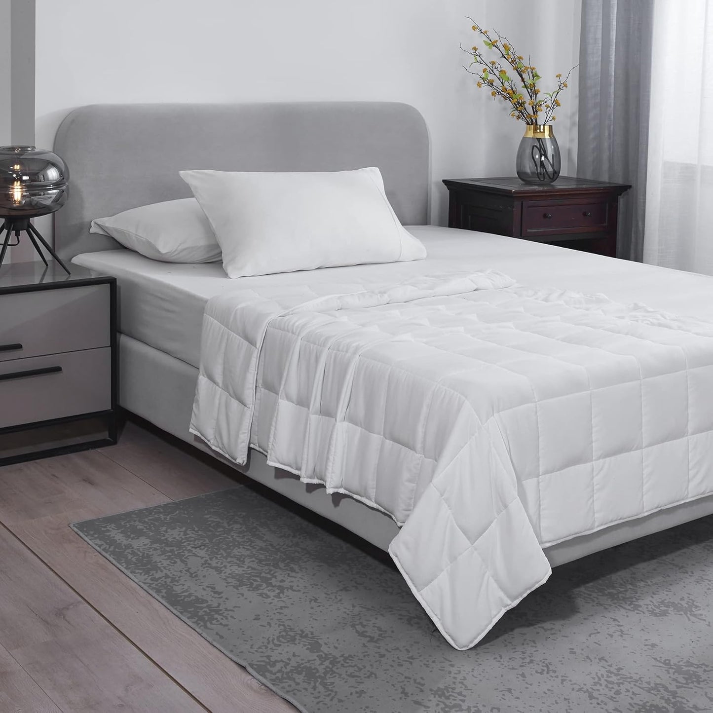 L'AGRATY Weighted Blanket - 60"x80" 20lbs Cooling Breathable Heavy Blanket Microfiber Material with Glass Beads Big Blanket for Adult All-Season Summer Fall Winter Soft Thick Comfort Blanket