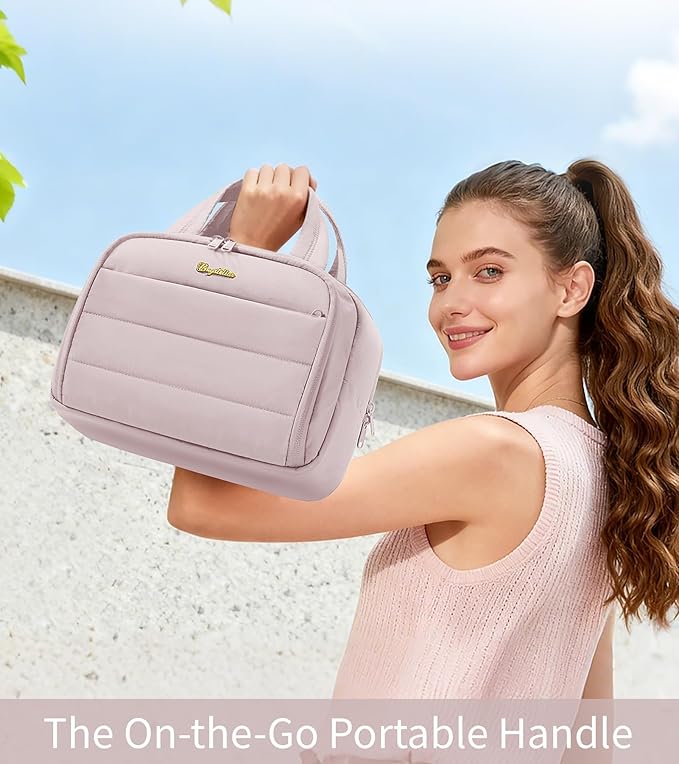 Travel Toiletry Bag for Women, Lightweight Large Quilted Puffy Makeup Bag Wide-open Make up Organizer Cloud Cosmetic Bag w/Handle for Traveling Toiletries Essentials Accessories Light Pink