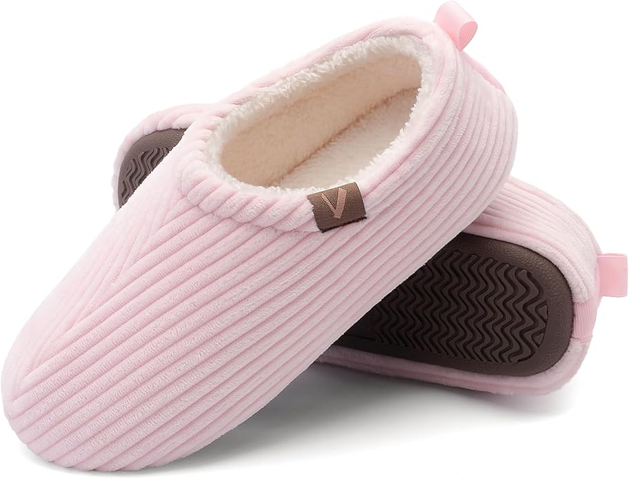 Women’s Fuzzy Memory Foam Slippers with Cozy Curly Fur and Warm Fleece Lining Closed Back Non-Slip House Shoes Lightweight Soft Comfy Indoor Bedroom Slippers