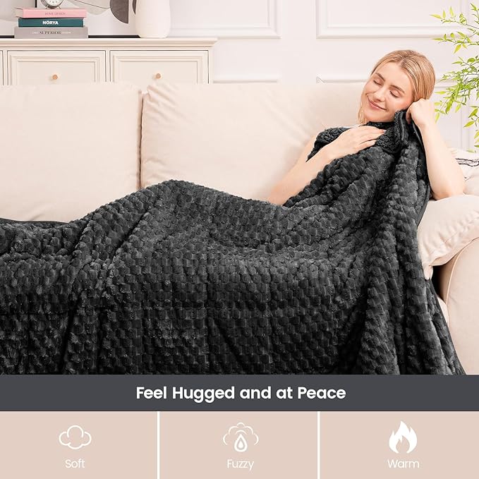 Super Soft Luxury Fleece Sherpa Weighted Blanket 15lbs for Adults, Turtle Shell Fluffy Cozy Warm Queen Size Weighted Throw, Ceramic Beads Washable Heavy Blankets for Couch Bed, Black, 60" x 80"