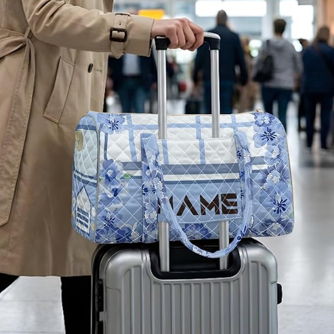COEQINE Quilted Tote Bag Large Car Travel Suitcase Duffle Bag for Women Large Packable Carry on Weekender Duffel with Trolley Sleeve，Blue Floral