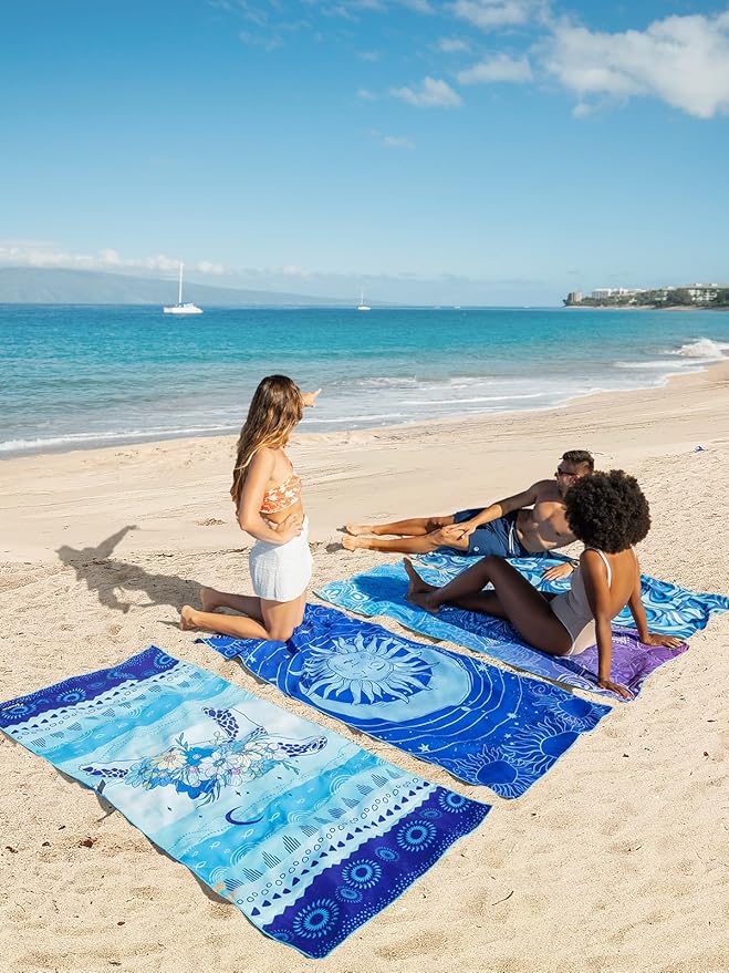 Diveblues Microfiber Beach Towel Extra Large 71" x 32", Sand Free Travel Towels Oversized, Lightweight, Quick Dry, Absorbent, Women Men Gift for Camping, Pool, Gym, Yoga, Beach Essentials