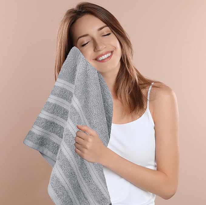 Utopia Towels 4 Pack Premium Extra Large Bath Towels Set, (30 x 60 Inches) 100% Ring Spun Cotton, Lightweight and Highly Absorbent Quick Drying Towels, Perfect for Daily Use (Cool Grey)