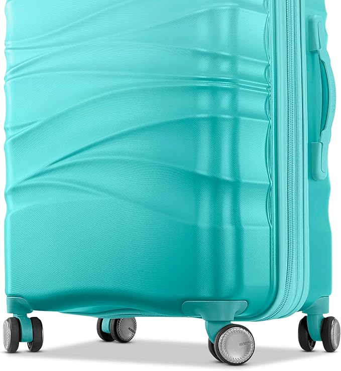 American Tourister Cascade 20-inch Spinner, Aquamarine