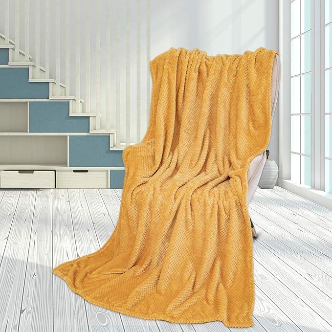 Fuzzy Throw Blanket, Plush Fleece Blankets for Adults, Toddler, Boys and Girls, Warm Soft Blankets and Throws for Bed, Couch, Sofa, Travel and Outdoor, Camping (Throw(50"x70"), L-Banana)