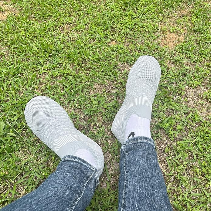 ditont Non-Slip Indoor House Slippers Lightweight Comfortable Grip House Home Shoes for Men Women