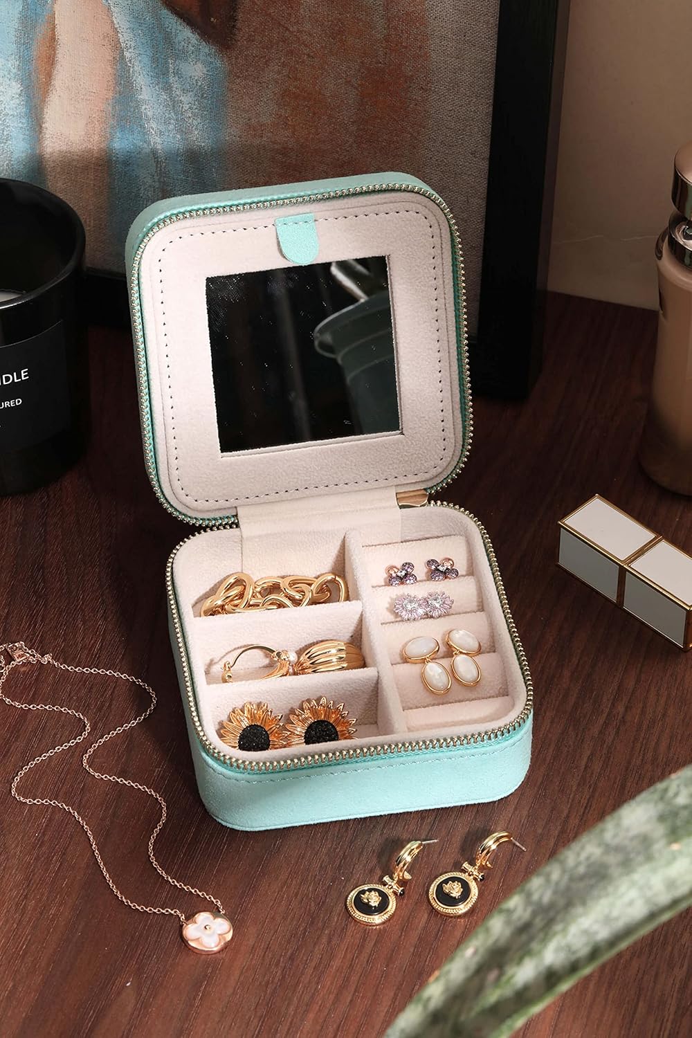 S.Leaf Travel Jewelry Box - Portable Case for Women - Suede Touch Mint Green