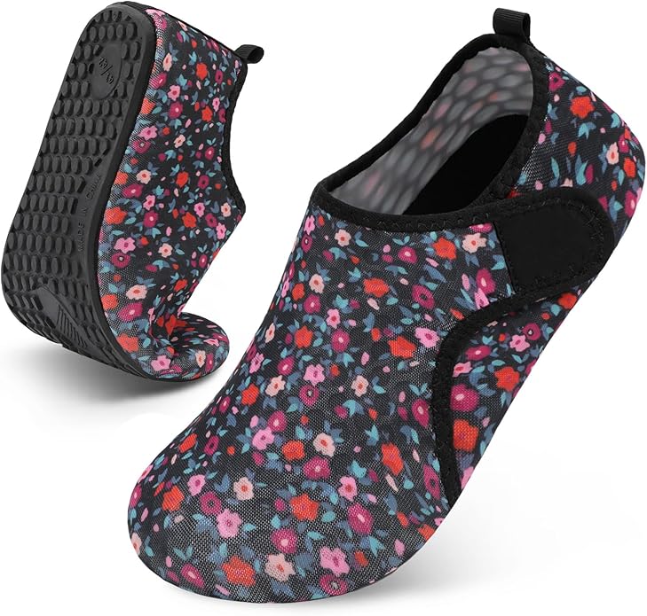 Scurtain Barefoot Water Shoes for Women Men Beach Swim Aqua Socks Summer Quick-Dry Sandals Slippers