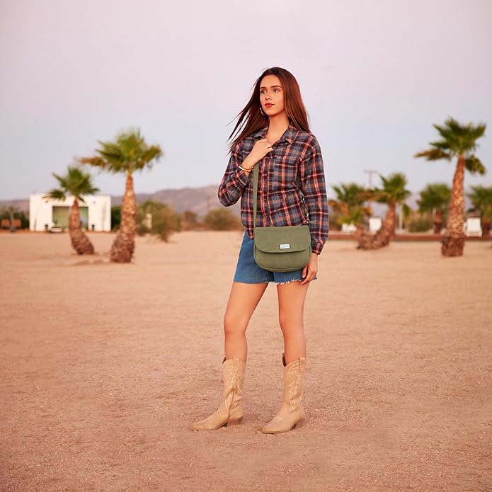 Travelon Anti-Theft Heritage Saddle Crossbody | Anti-Theft