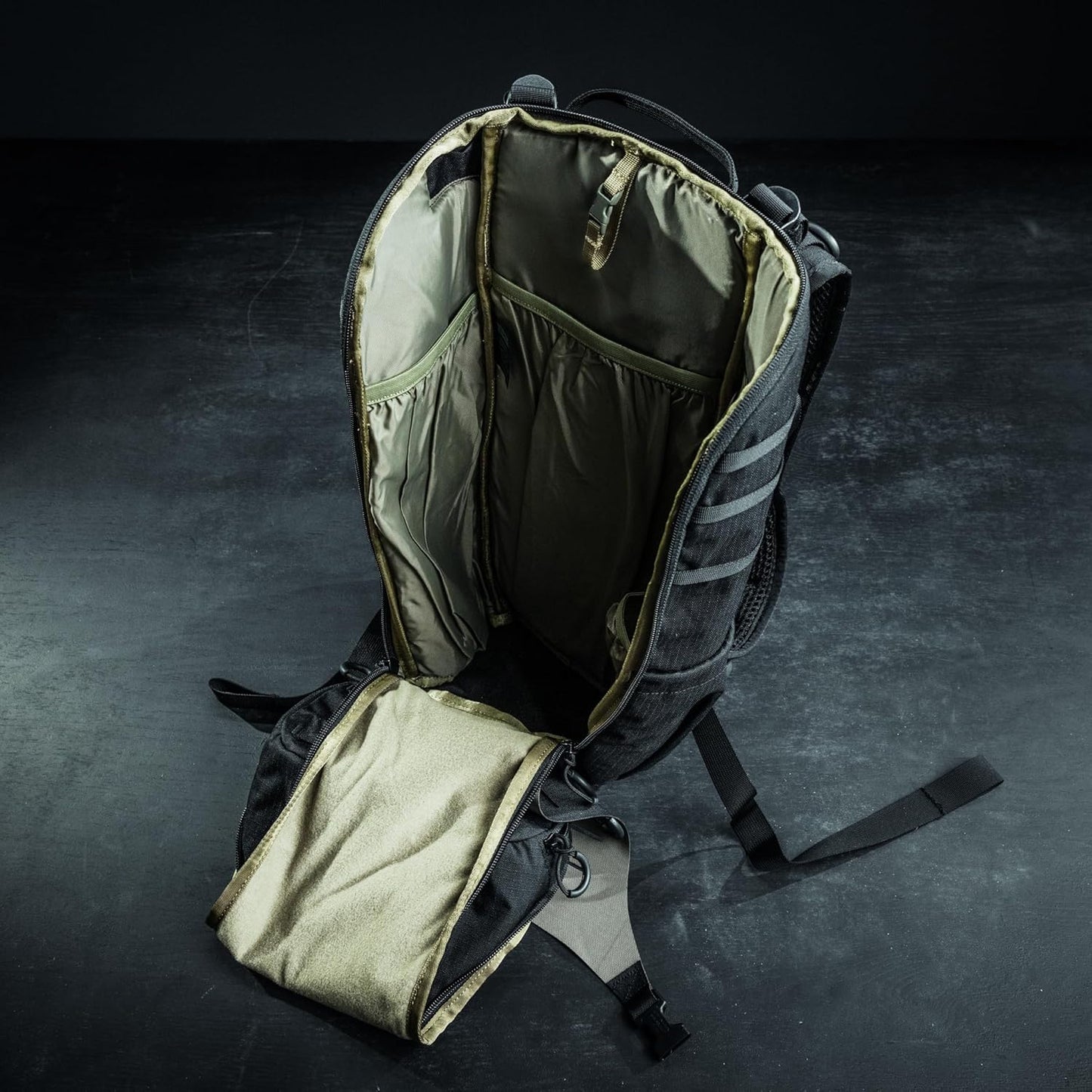 Eberlestock Bandit Pack - Rugged EDC Backpack Built for The Office Or The Outdoors